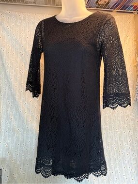 H&M Black Lace Long-Sleeve Shift Dress